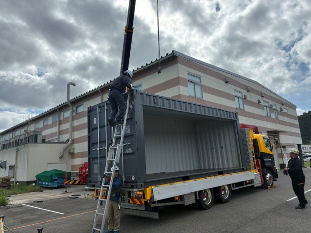 加工部材の整理・保管用コンテナの設置