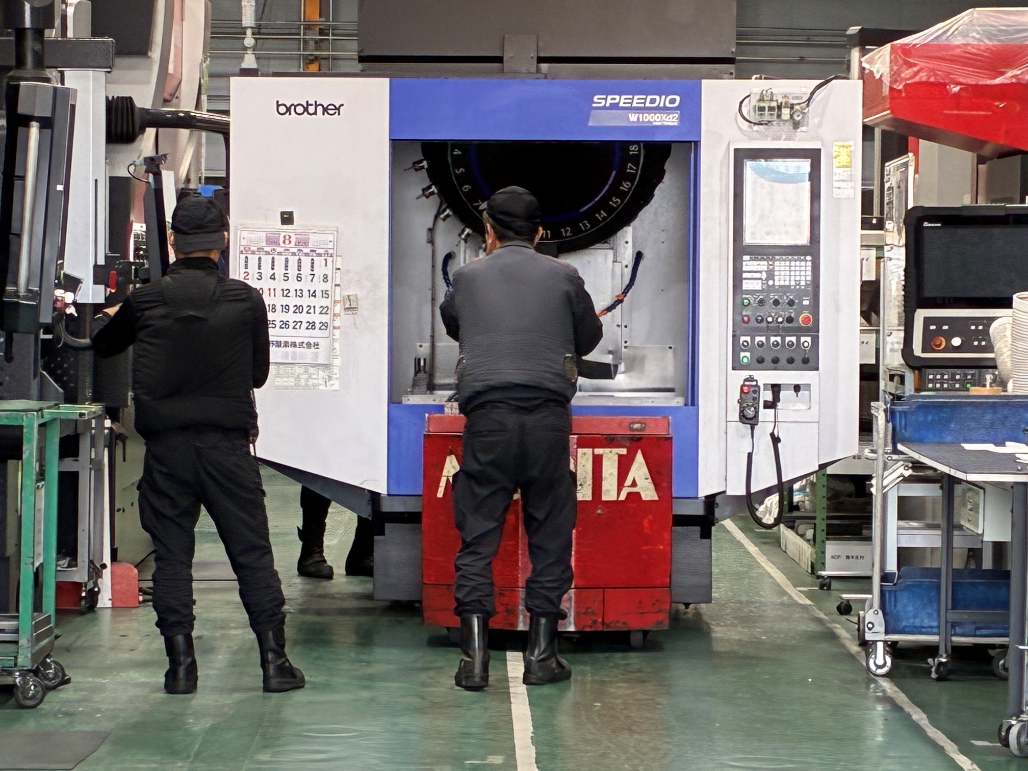 工作機械（マシニングセンタ）の移設・レイアウト変更工事